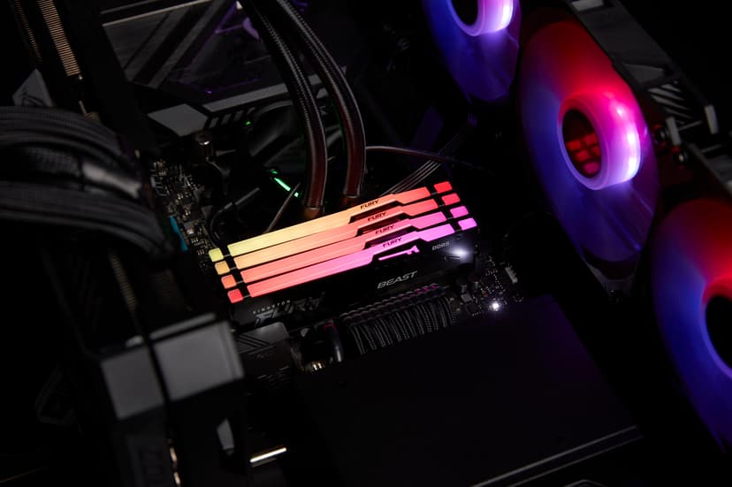 Kingston Fury Beast RGB XMP/EXPO 32GB 6400MT/s DDR5 288-pin DIMM