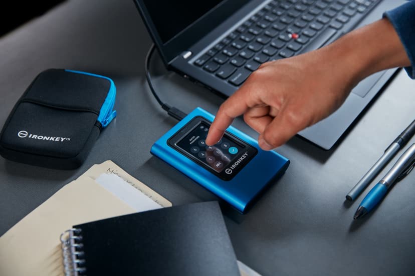 Kingston Ironkey Vault Privacy 80 3.84TB USB-C Blå