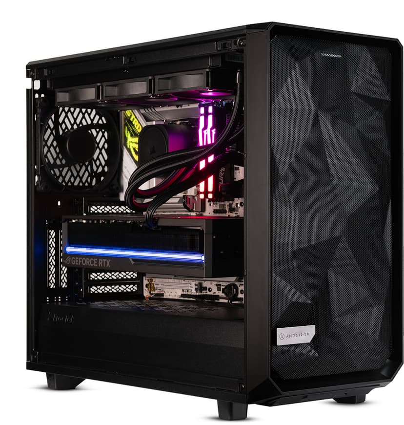 Ångström Red Pro Core Ultra 9 32GB 2000GB RTX 5080