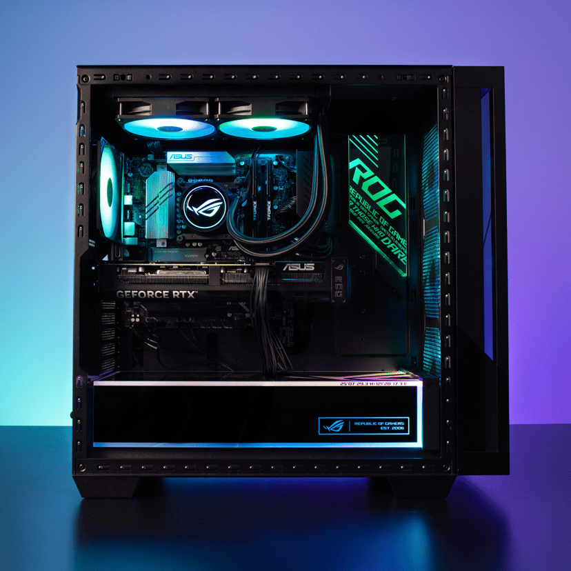 ASUS ROG G700TF Intel Core Ultra 7 32GB 1000GB RTX 5070 Ti