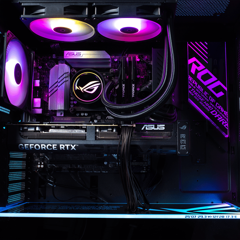 ASUS ROG G700TF Intel Core Ultra 7 32GB 1000GB RTX 5070 Ti