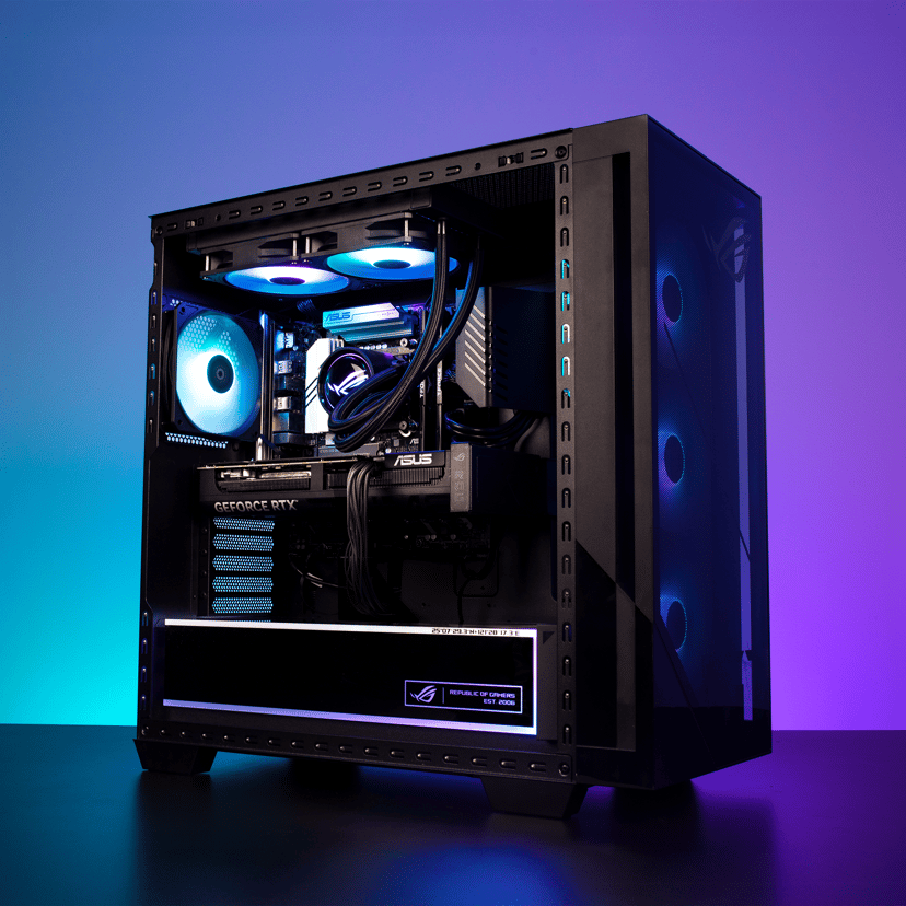ASUS ROG G700TF Intel Core Ultra 7 32GB 1000GB RTX 5070 Ti