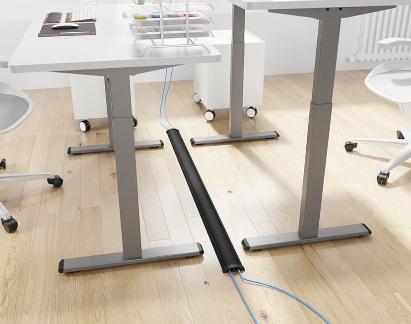 Prokord Aluminium Gulvkabelkanal – Elegant & Sikker Kabelhåndtering