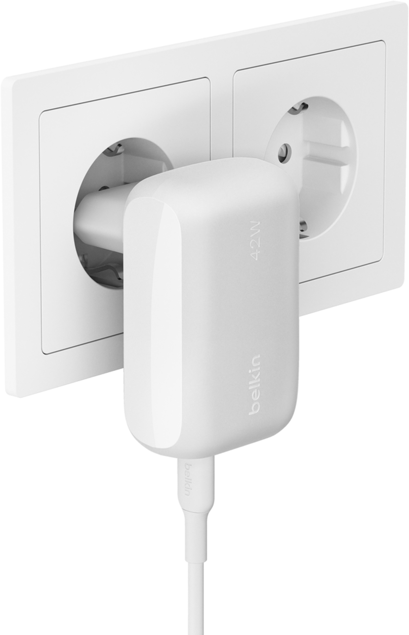 Belkin Wall Charger 42-30W USB-C PD PPS + 12W Dual USB-A Hvit
