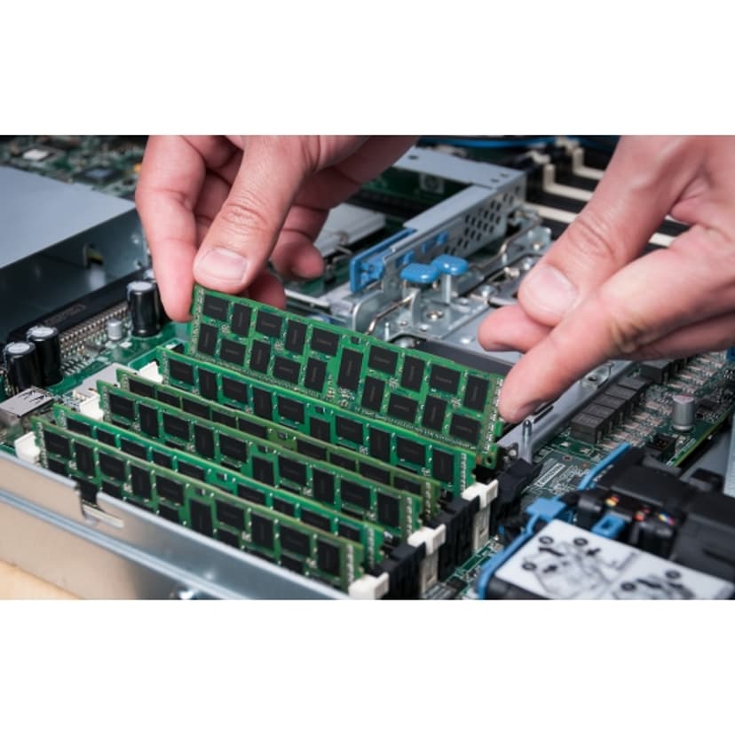 Kingston RAM 64GB 2933MHz DDR4 288-pin DIMM