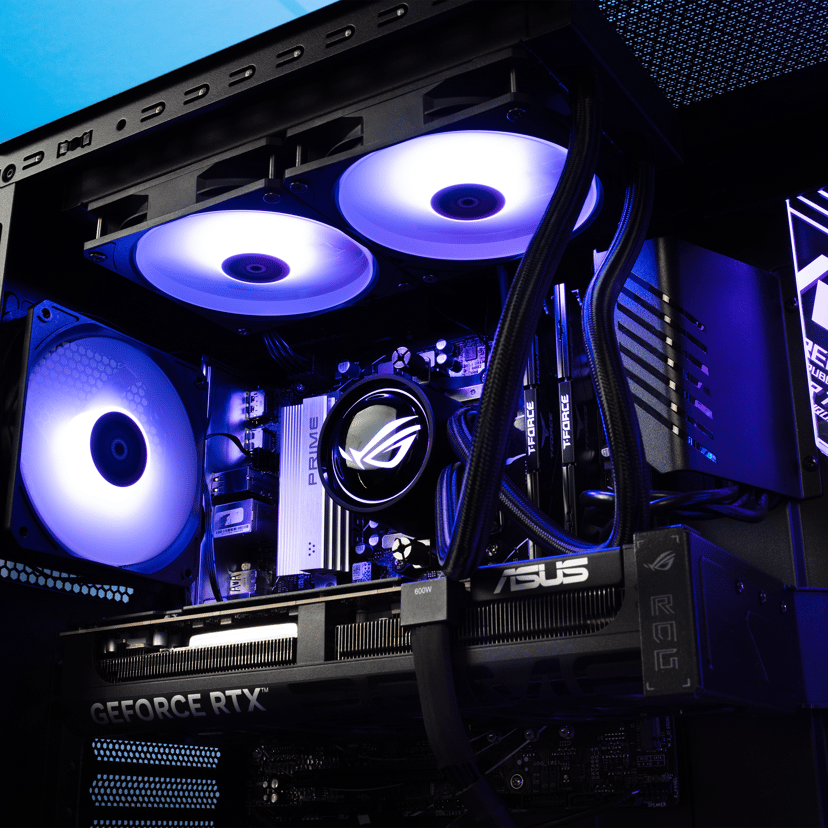 ASUS ROG G700 AMD Ryzen 7 32GB 1000GB RTX 5070TI