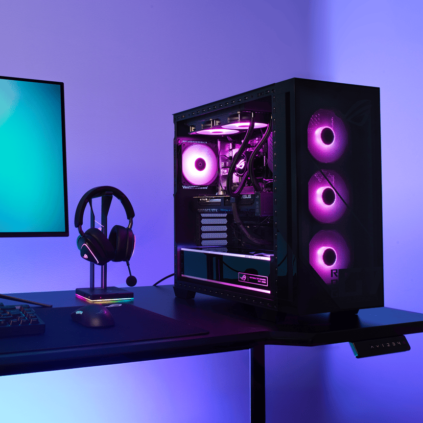 ASUS ROG G700 AMD Ryzen 7 32GB 1000GB RTX 5070TI