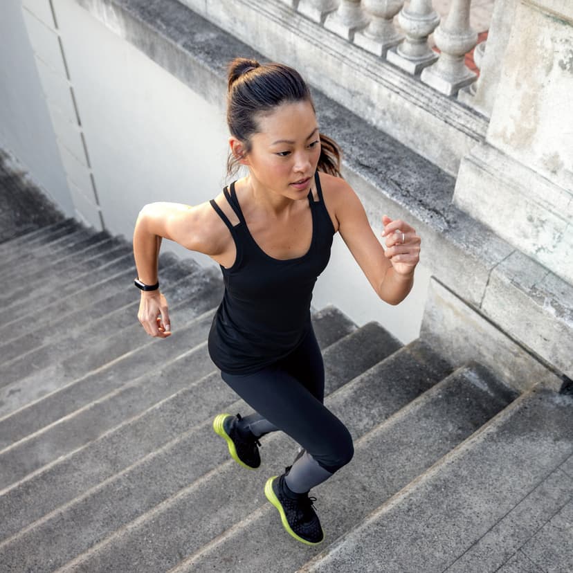 Fitbit Alta HR Musta Large
