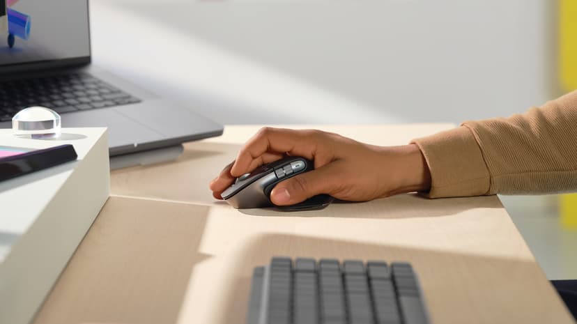 Logitech MX Master 3S for Mac Bluetooth Mus