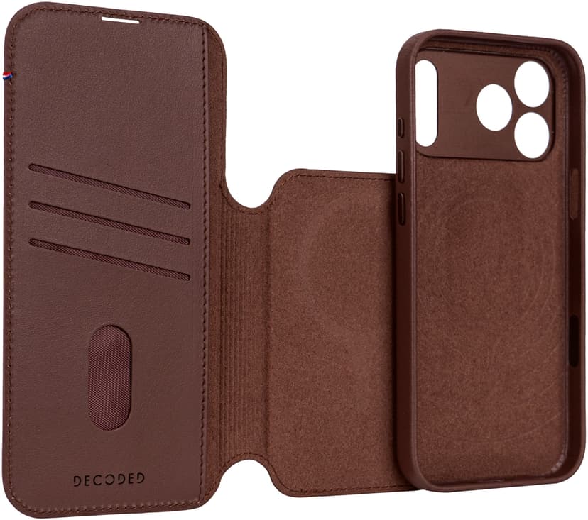 Decoded Leather Detachable Wallet iPhone 17 Pro Ruskea