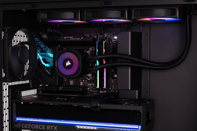 Ångström Red Pro Intel Core Ultra 9 64GB 2000GB RTX 5090