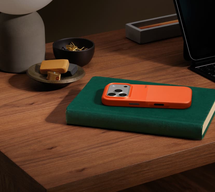 Apple Beats Rugged Case with MagSafe and Camera Control iPhone 17 Pro Oransje