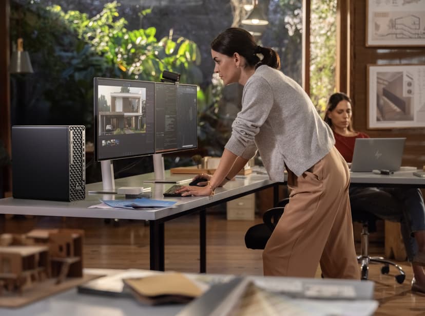 HP Z2 G1i SFF Intel Core Ultra 7 32GB 1000GB