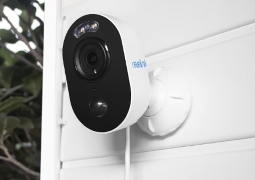 Reolink Lumus 4MP WiFi-kamera med LED-strålkastare för utomhusbruk