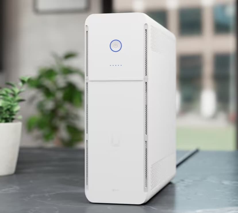 Ubiquiti UniFi UPS Tower 1000VA