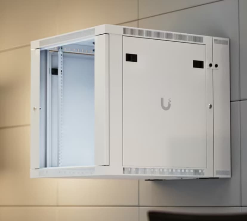 Ubiquiti 19" Rack Cabinet 12 U 70 cm Med Glasdør Og Svingbar Bagdør