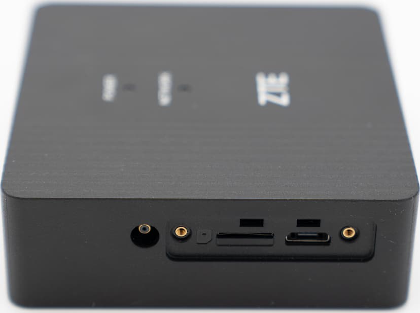 ZTE D1001 Industrial 4G Gateway