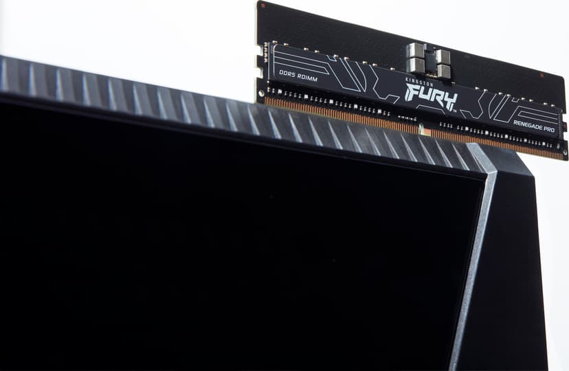 Kingston RENEGADE PRO 128GB (4X32) DDR5 6400MHZ CL32 ECC X/E - (Löytötuote luokka 2) 128GB 6400MHz DDR5 288-pin DIMM
