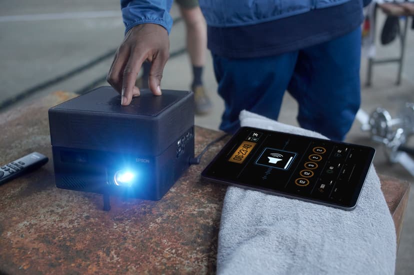 Epson EF-12 Full-HD