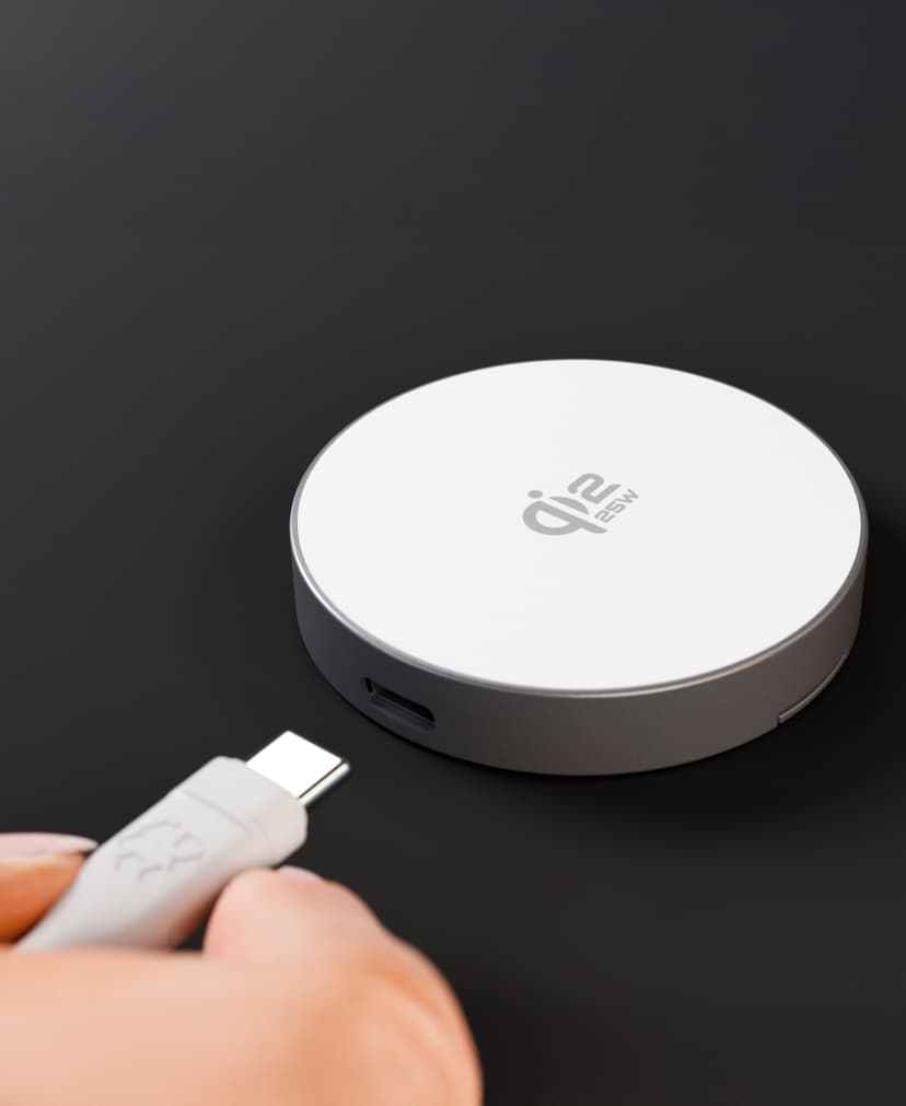 dbramante1928 Wireless Magnetic Charger With Stand Qi2 25W