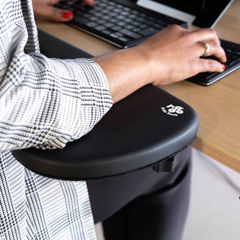 R-Go Tools Ergonomic Armrest Black