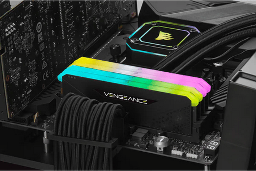 Corsair Vengeance RGB CMG32GX4M2E3200C16 memory module 32 GB 2 x 16 GB DDR4 3200 MHz - (Kuppvare klasse 1) 32GB 3200MHz DDR4 288-pin DIMM