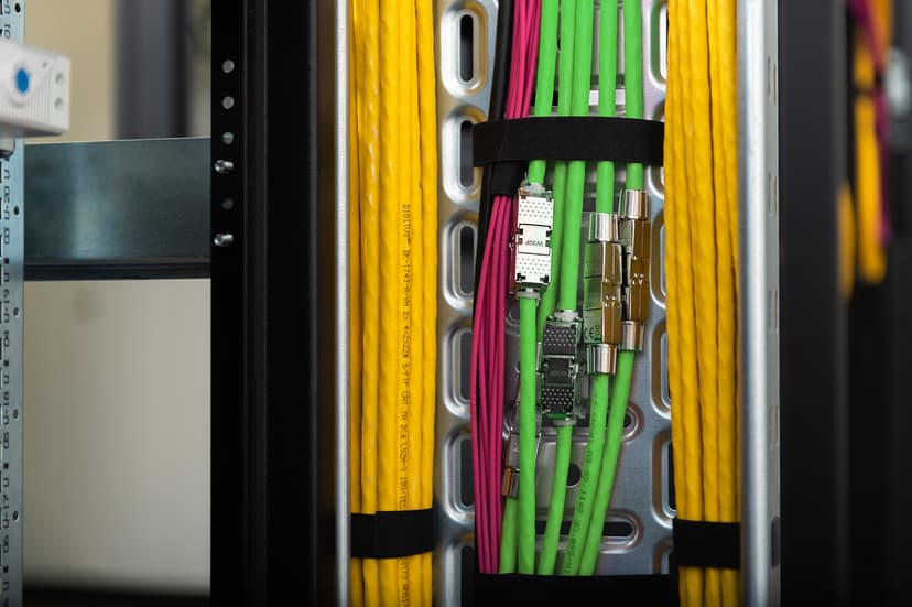 Digitus CAT 8.2 S/FTP Installation Cable 1000M Ei Cat 8.2 1000m Vihreä