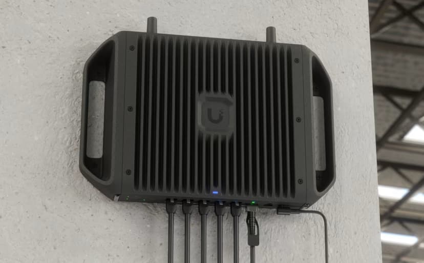 Ubiquiti UniFi Cloud Gateway Industrial