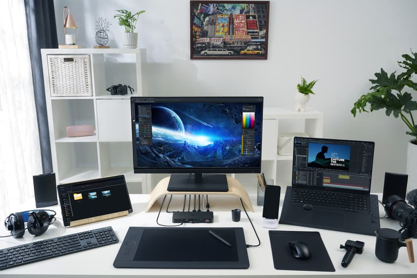 ASUS Triple 4K Thunderbolt 4 Dock DC500 Kabel Svart Thunderbolt 4