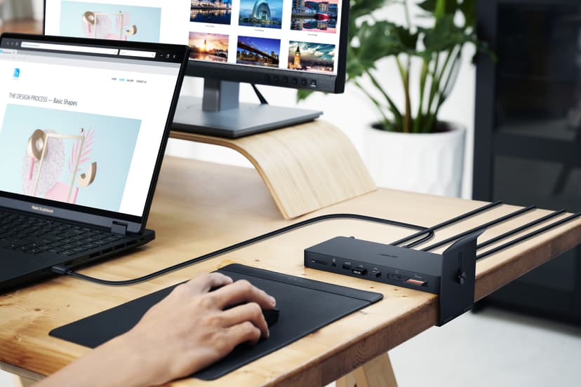 ASUS Triple 4K Thunderbolt 4 Dock DC500 Kabel Svart Thunderbolt 4