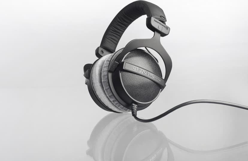 Product image slide 2