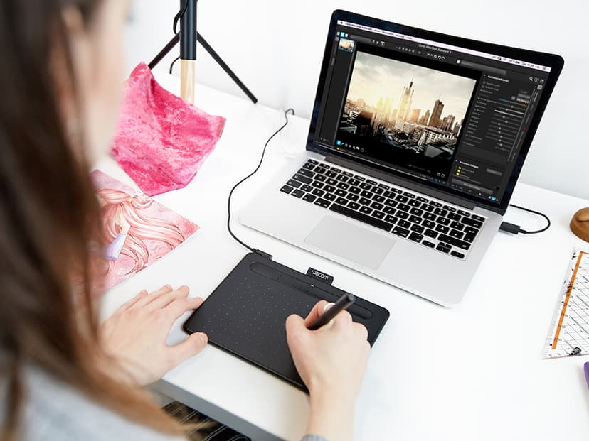 Wacom Intuos Pen Tablet Small