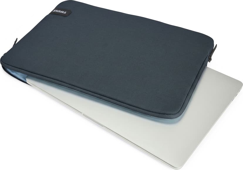 Thule Koya Sleeve 16" 16" tummansininen