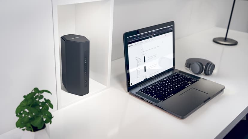 Product image slide 7
