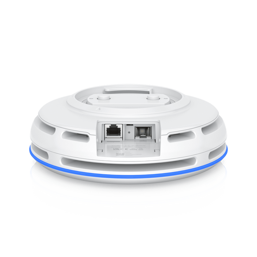 Ubiquiti UniFi Building-to-Building Bridge