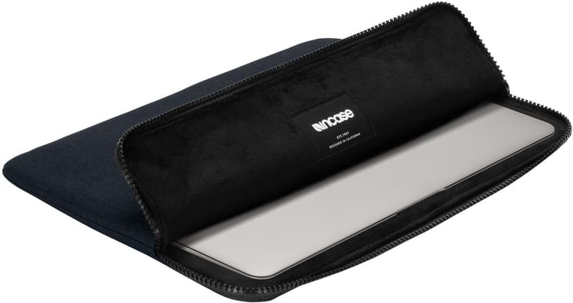 Incase slim sleeve clearance
