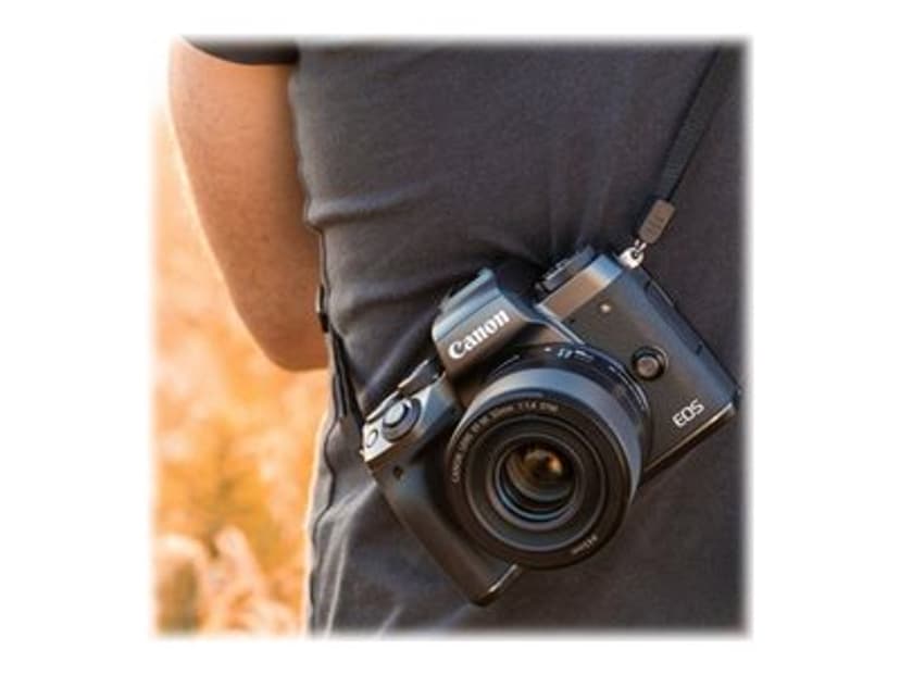 Canon EF-M 32mm F/1.4 STM Canon EF-M