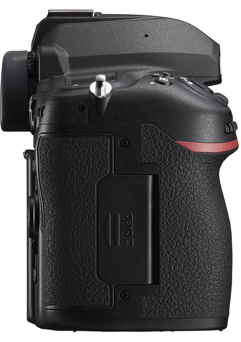Nikon D780