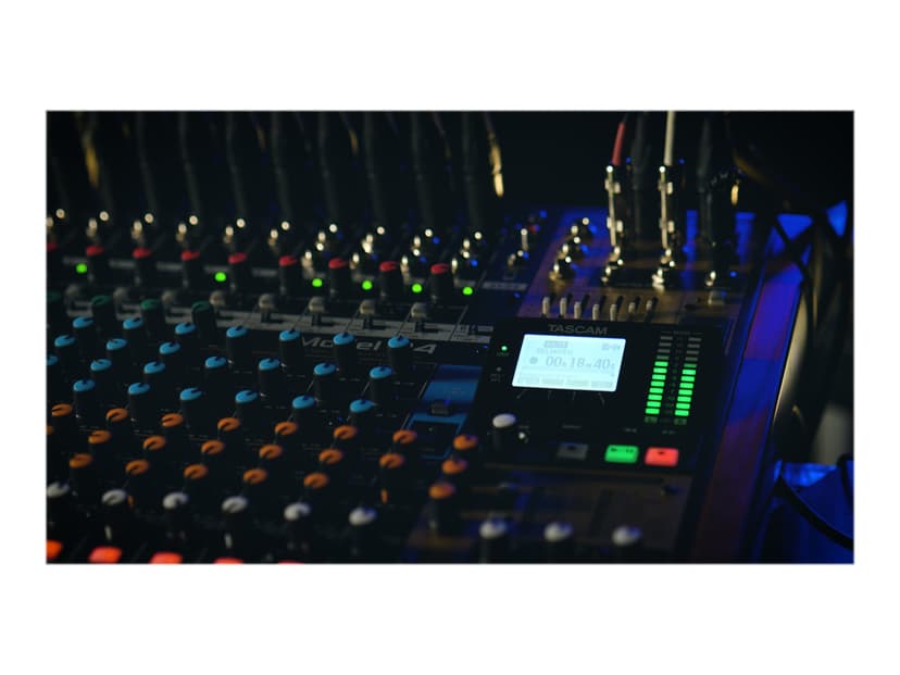 Product image slide 6