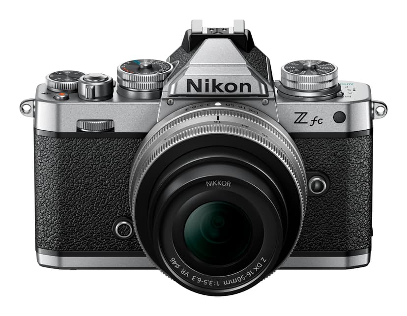 Nikon Z fc + Z DX 16–50 mm f/3,5–6,3 sett