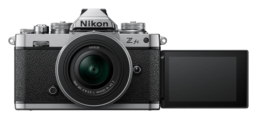 Nikon Z fc + Z DX 16–50 mm f/3,5-6,3 + Z DX 50–250 f/4,5–6,3 sett