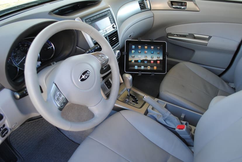 Direktronik Flexibel arm för notebook i bilen