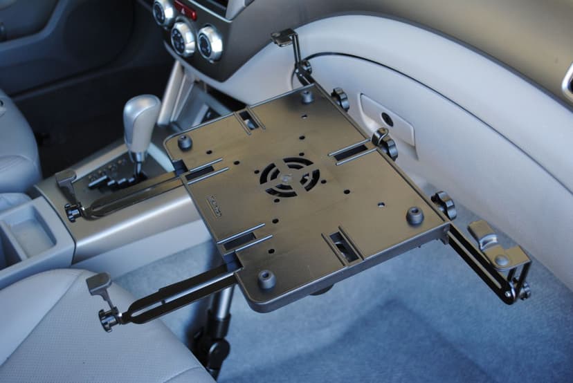Direktronik Flexibel arm för notebook i bilen