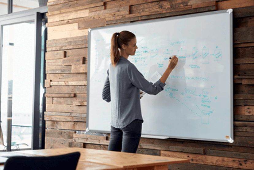 Nobo Whiteboard Premium Plus, emali 120 x 90 cm