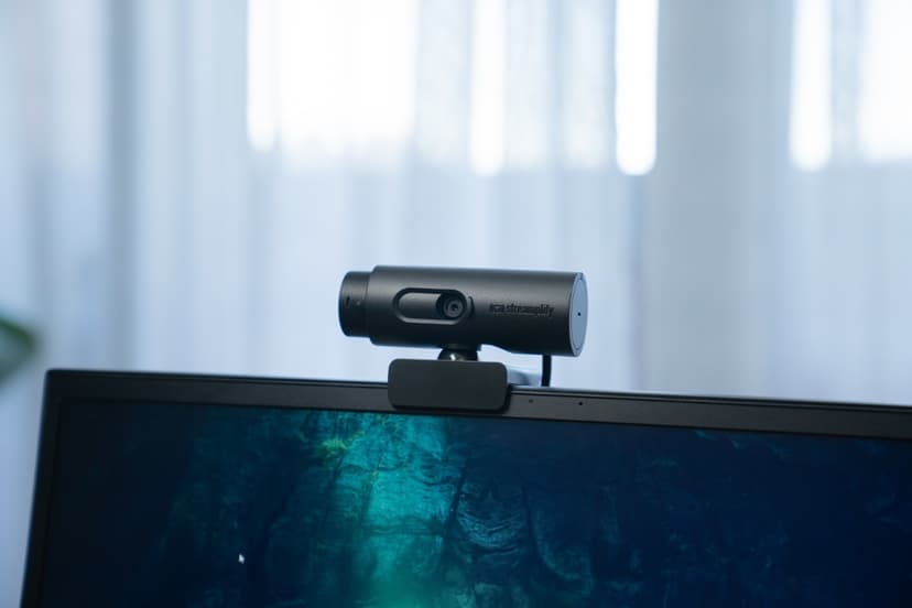 STREAMPLIFY CAM verkkokamera 2 MP 1920 x 1080 pikseliä USB 2.0 Musta