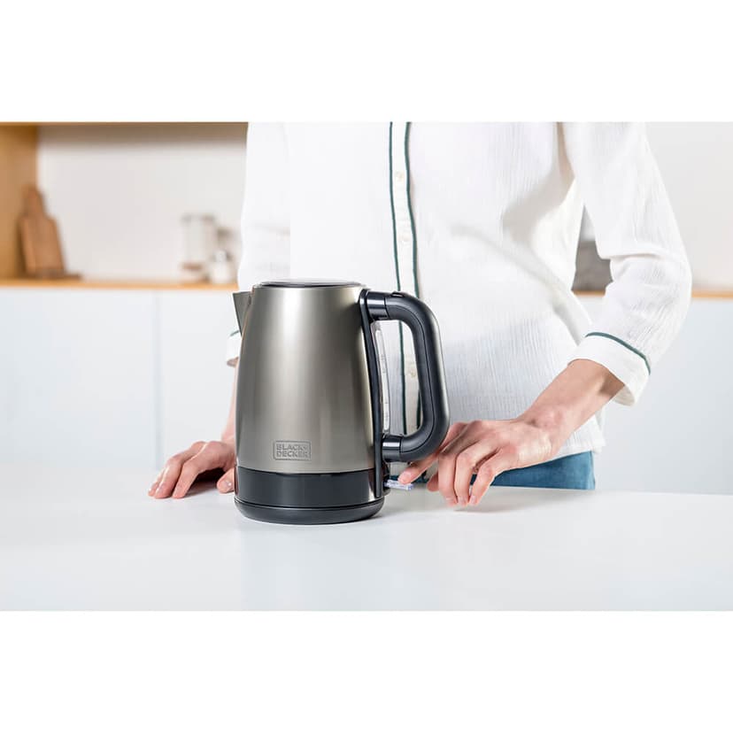 Black & Decker Vedenkeitin 1,2 l harjattua terästä