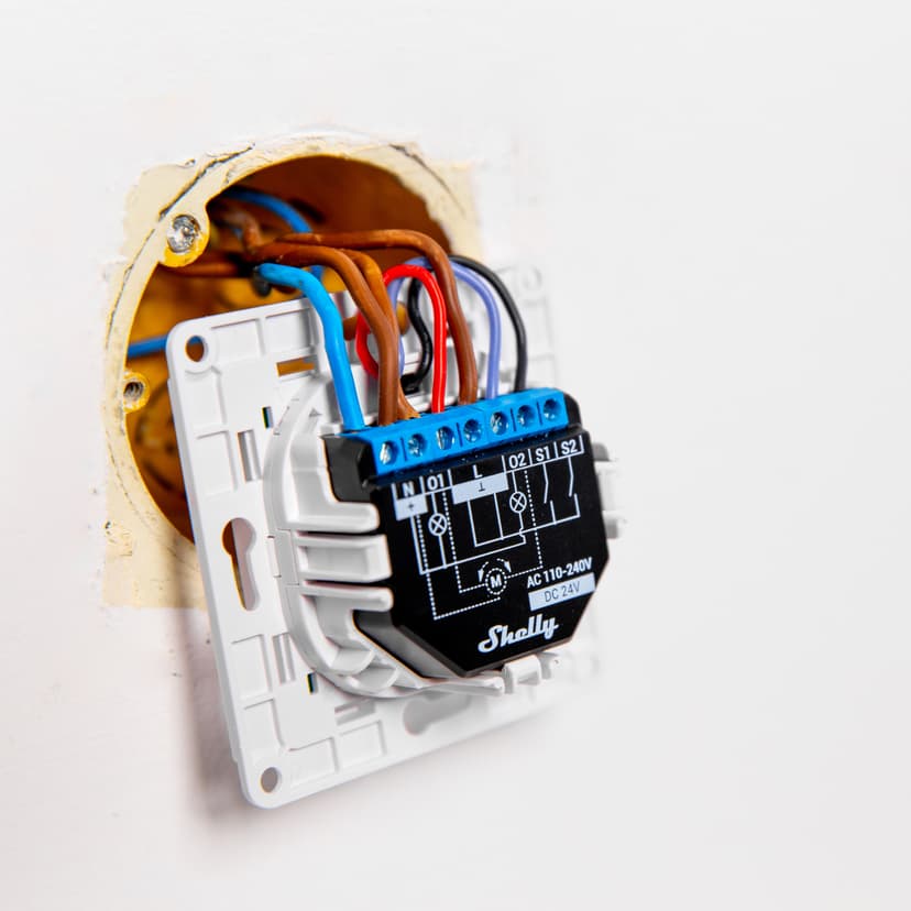 Shelly Plus 2PM WiFi 2-Channel 16A Power Metering