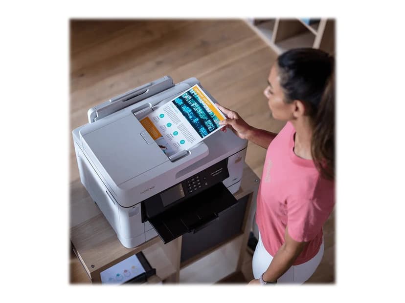 Brother MFC-J5740DW A3 MFP - (Löytötuote luokka 2)