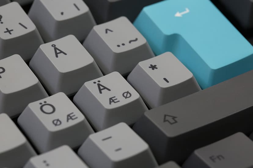 Varmilo VEA88M Moonlight V2 MX Brown Cherry MX Brown Nordisk