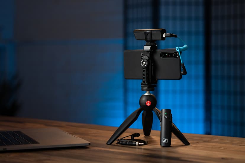 SENNHEISER XSW-D Portable Lav Mobile Kit
